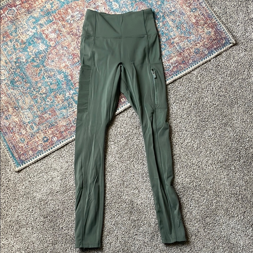 Lululemon Olive Green High-Waisted Leggings